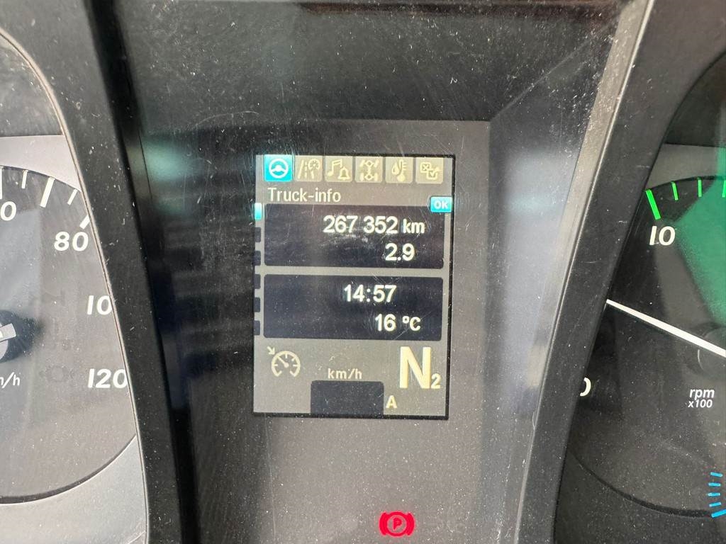 Mercedes-Benz AROCS 3345