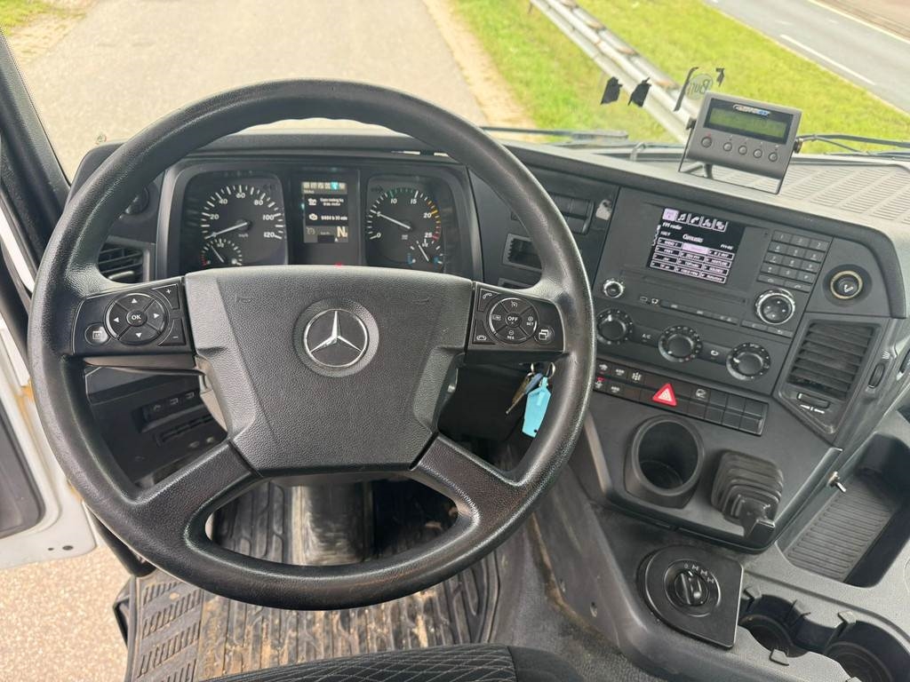 Mercedes-Benz AROCS 3345