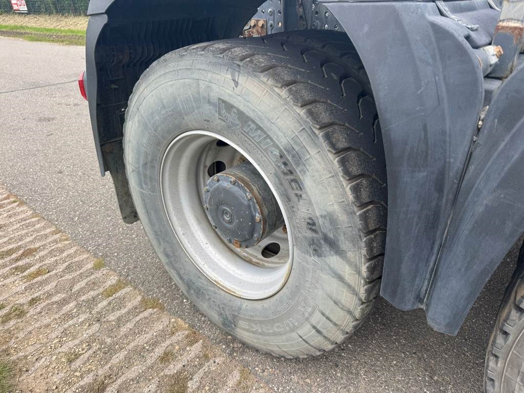 Mercedes-Benz AROCS 3345