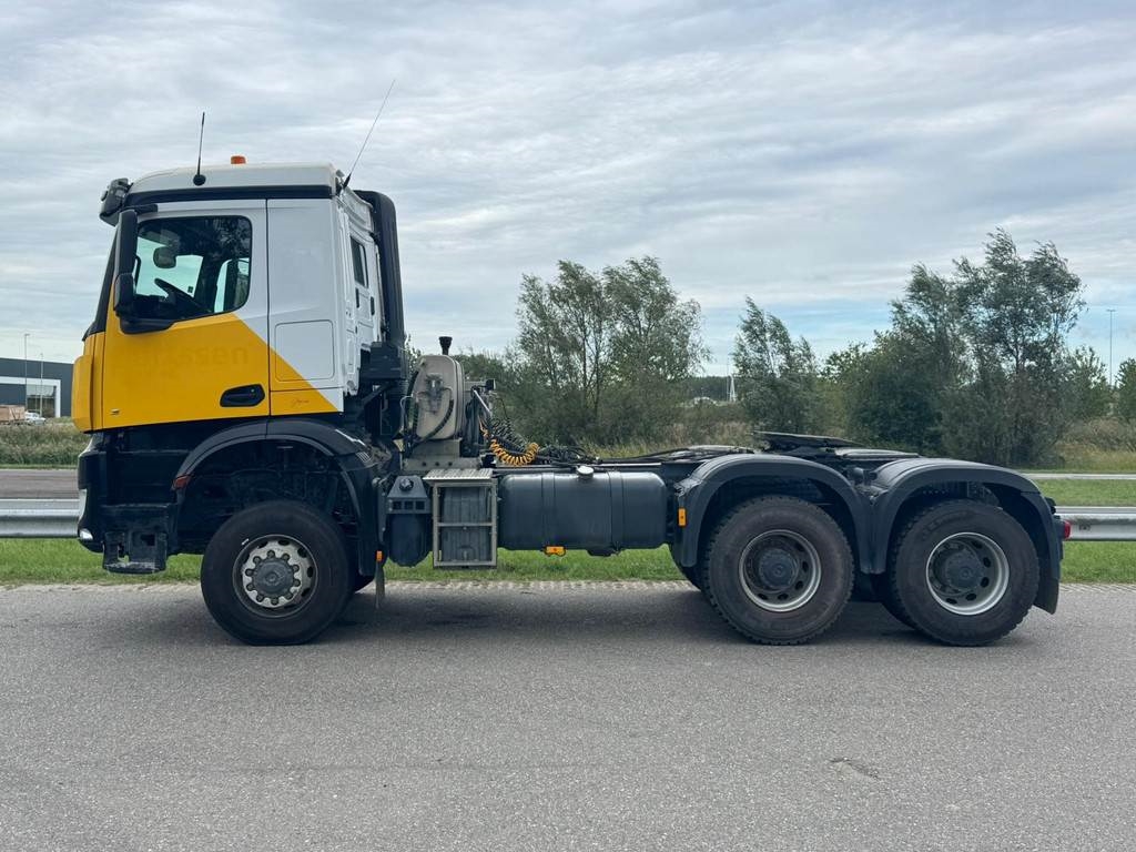 Mercedes-Benz AROCS 3345