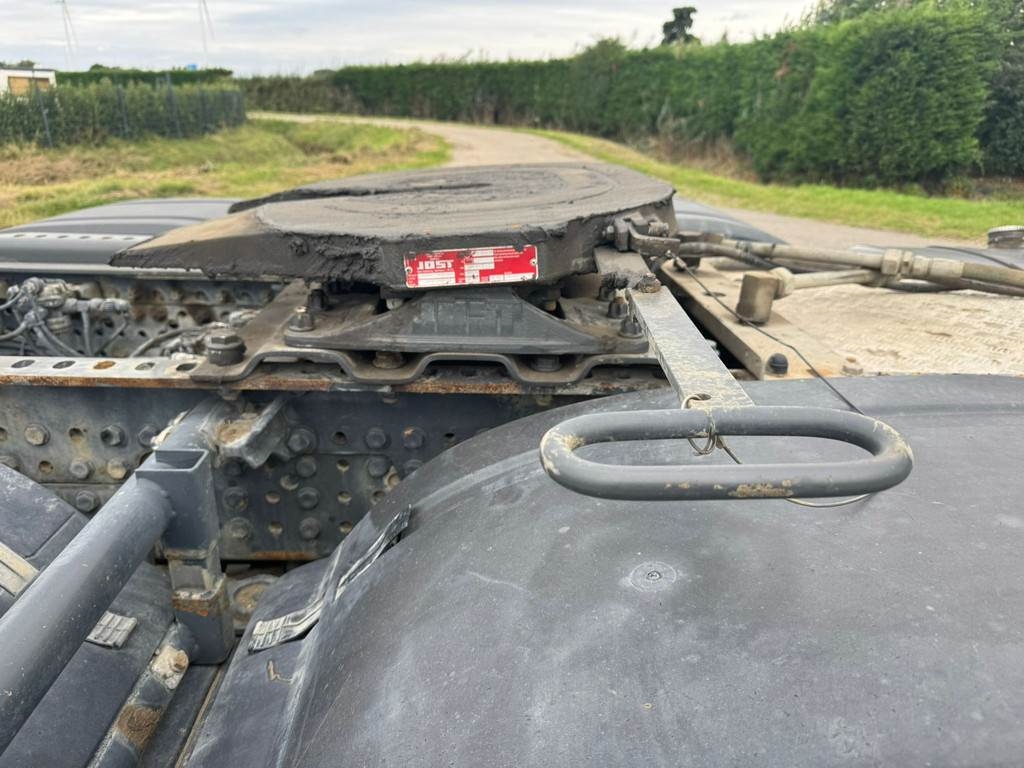 Mercedes-Benz AROCS 3345