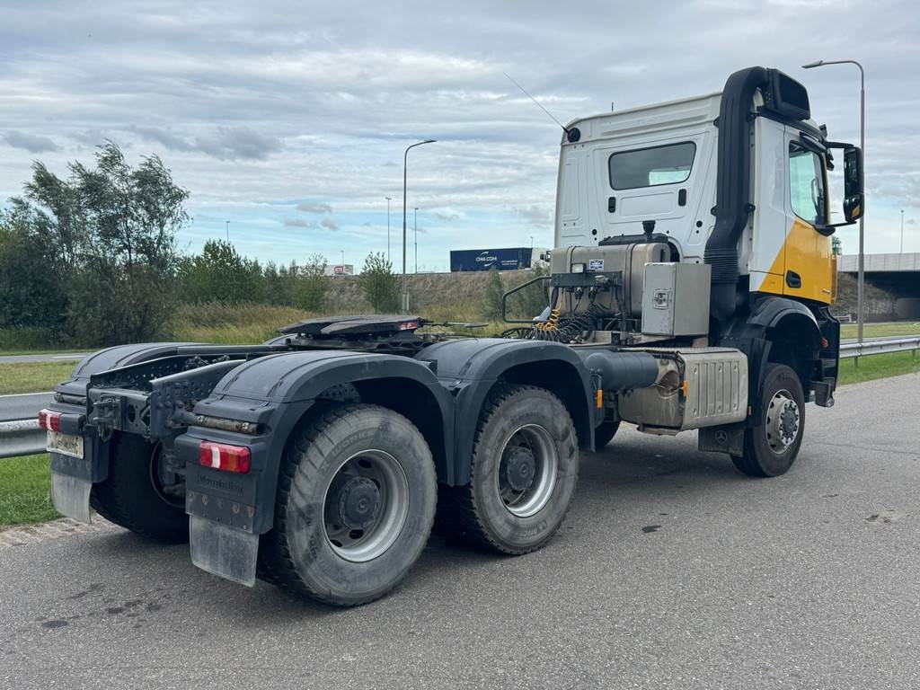 Mercedes-Benz AROCS 3345
