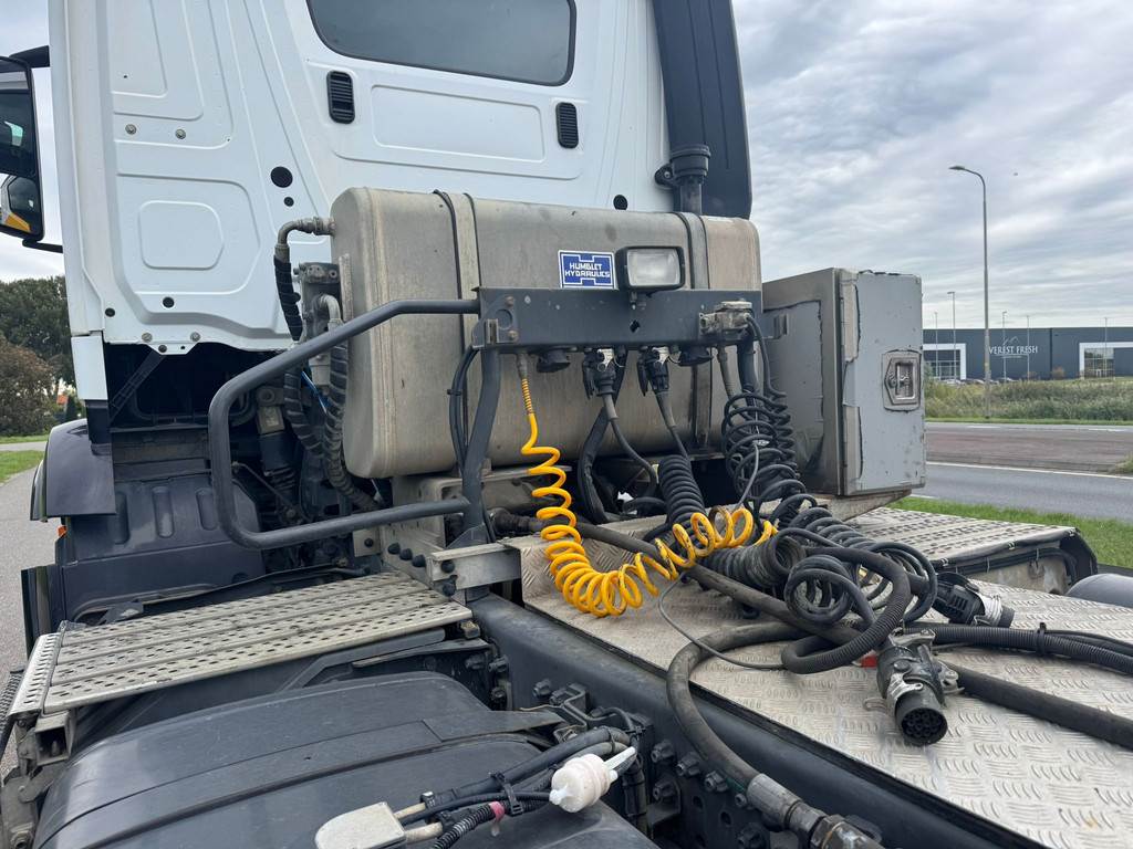 Mercedes-Benz AROCS 3345