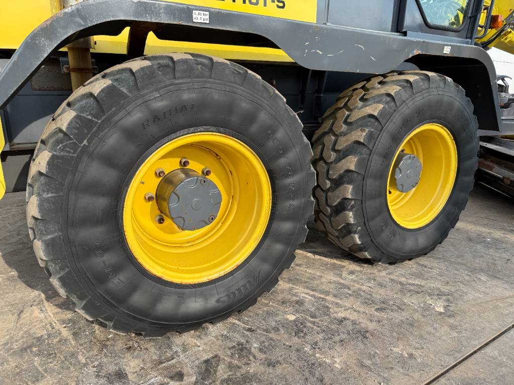HBM BG110T-5 - Front Blade + Ripper / TRIMBLE AS400