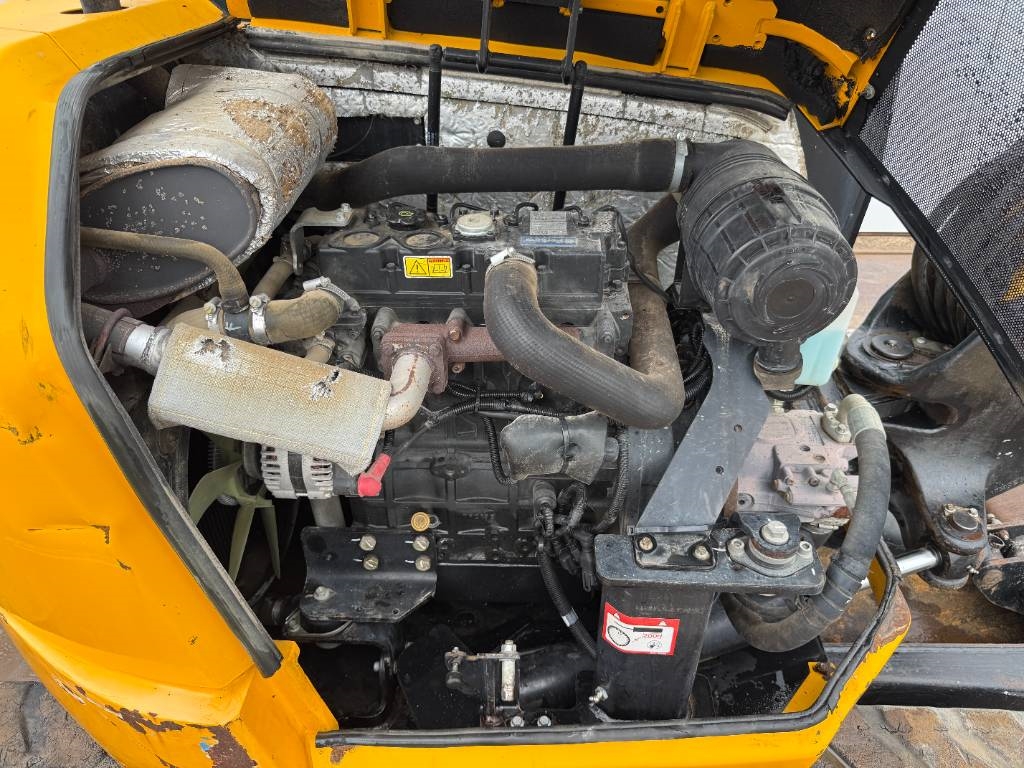 JCB 48Z-1 - Hammer Lines / Quick Coupler