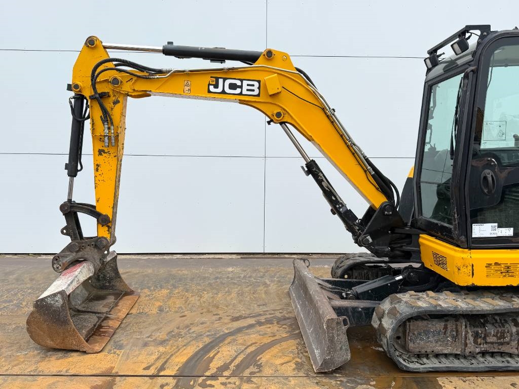 JCB 48Z-1 - Hammer Lines / Quick Coupler