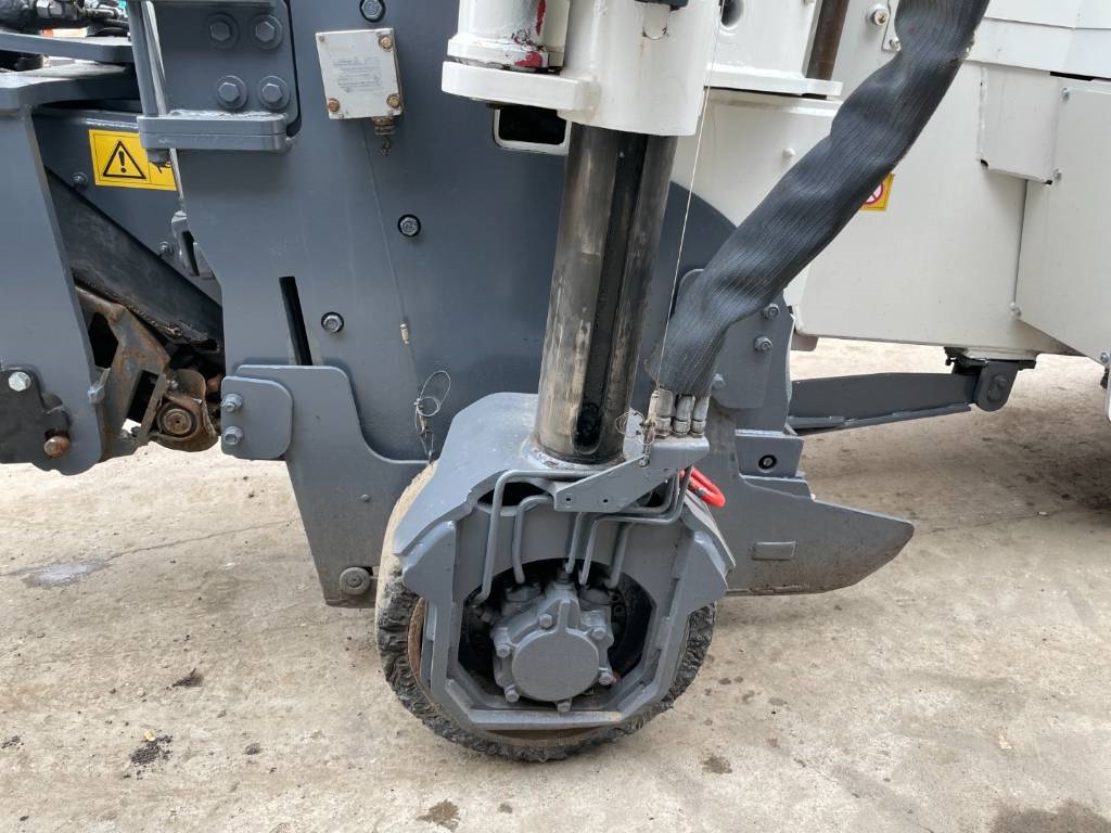 Wirtgen W 50 DCI