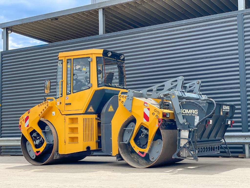 Bomag BW 154 AD-4