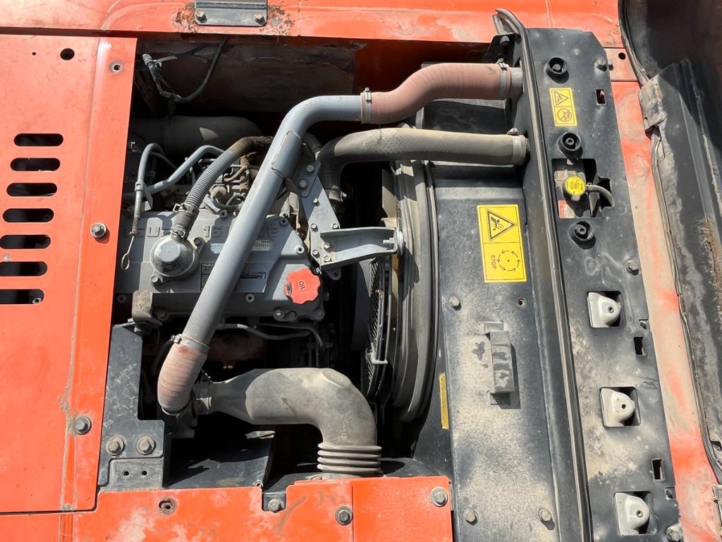 Hitachi ZX210W-3