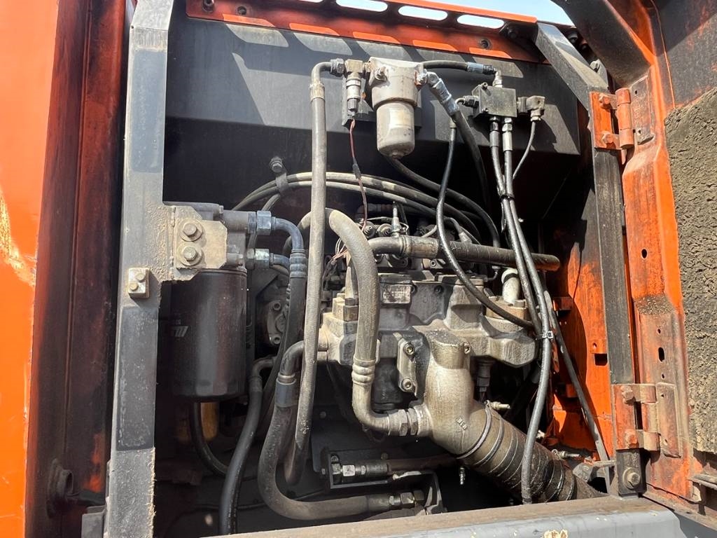 Hitachi ZX210W-3