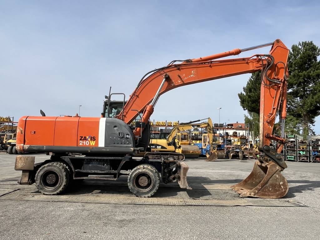 Hitachi ZX210W-3