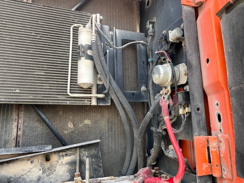 Hitachi ZX210W-3