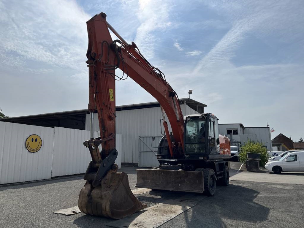 Hitachi ZX210W-3