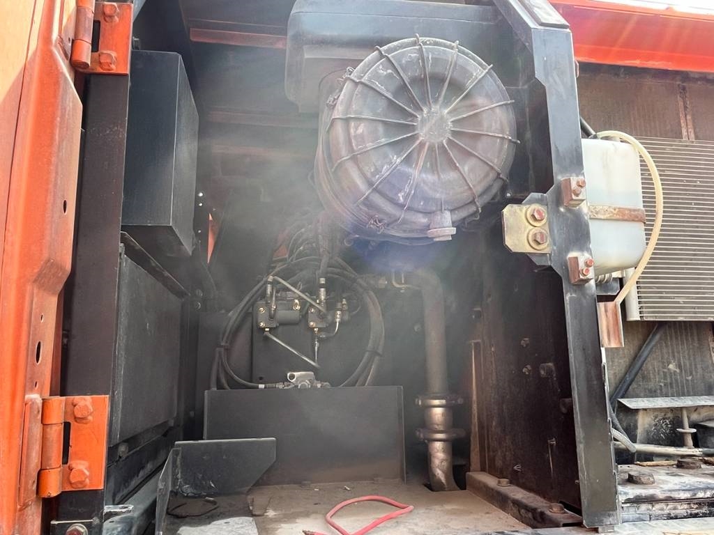 Hitachi ZX210W-3