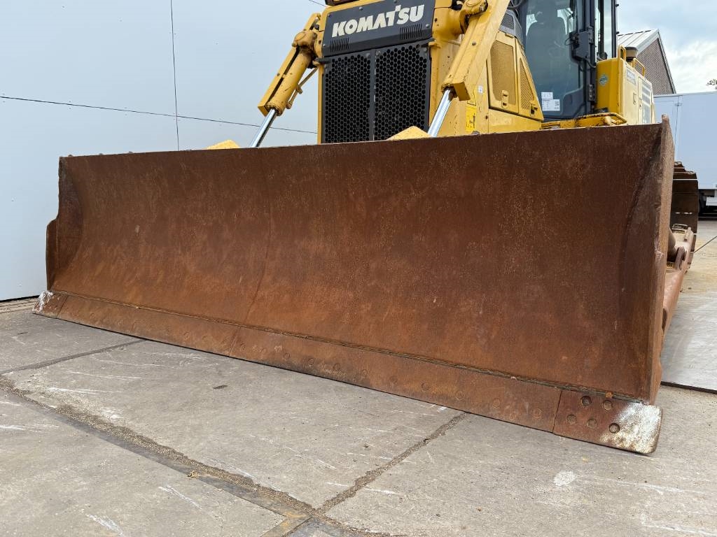 Komatsu D65PXi-18 - Backup Camera / Airco / CE + EPA
