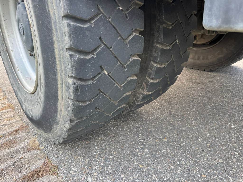 MAN 19.310 4x2 Kipper with HMF 1463K2 Crane