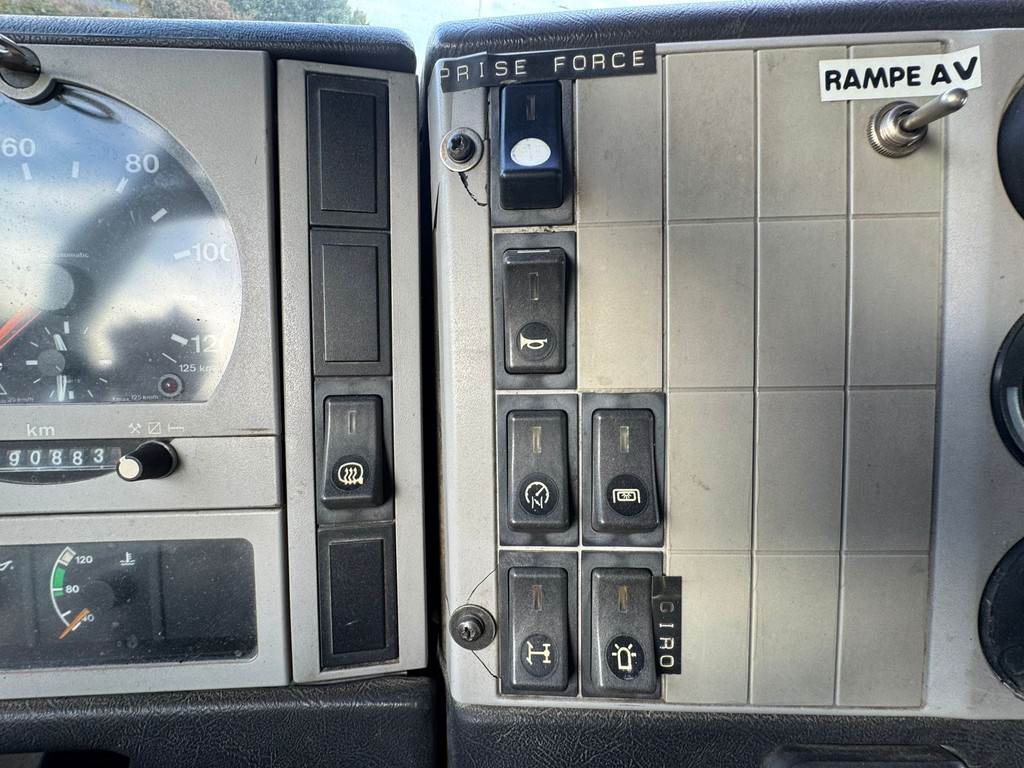 MAN 19.310 4x2 Kipper with HMF 1463K2 Crane