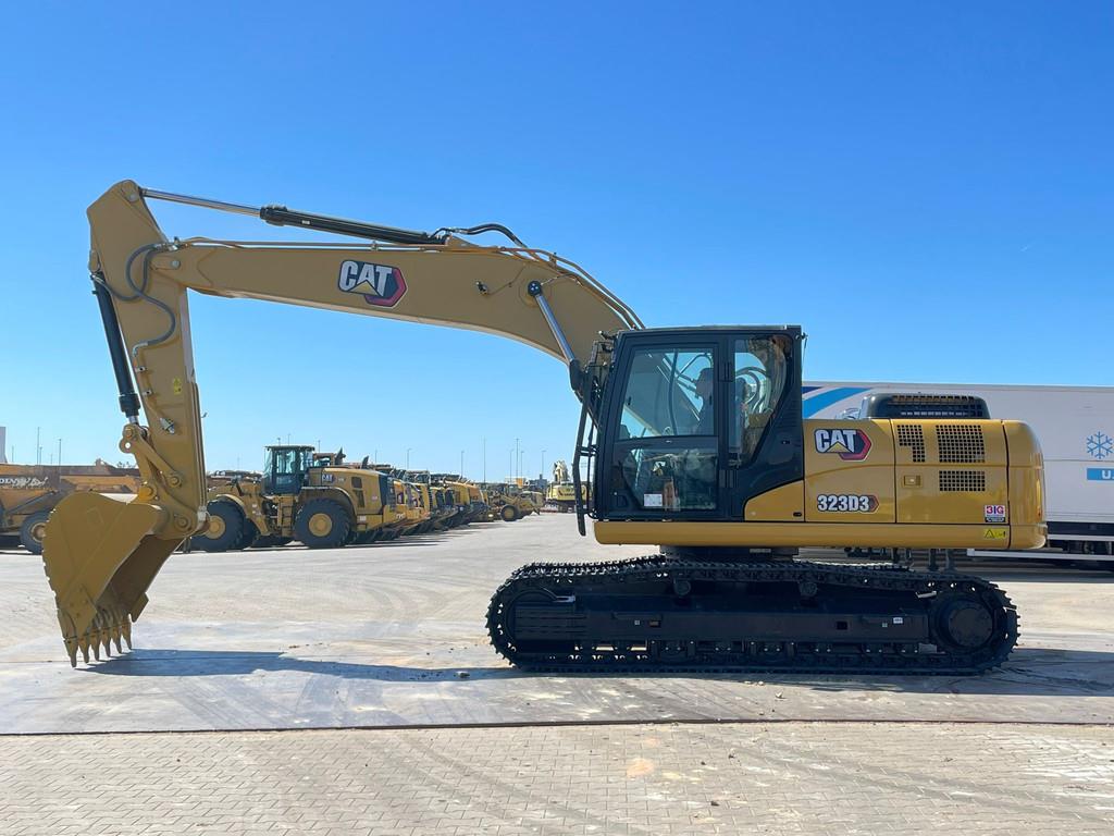 Image for TRACKED EXCAVATORS 2025 Caterpillar 323D3
