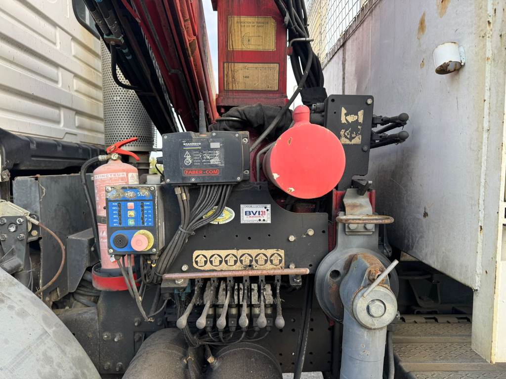 MAN 19.310 4x2 Kipper with HMF 1463K2 Crane