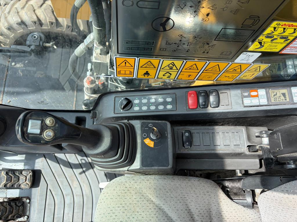 2017 Caterpillar M316F-49035964