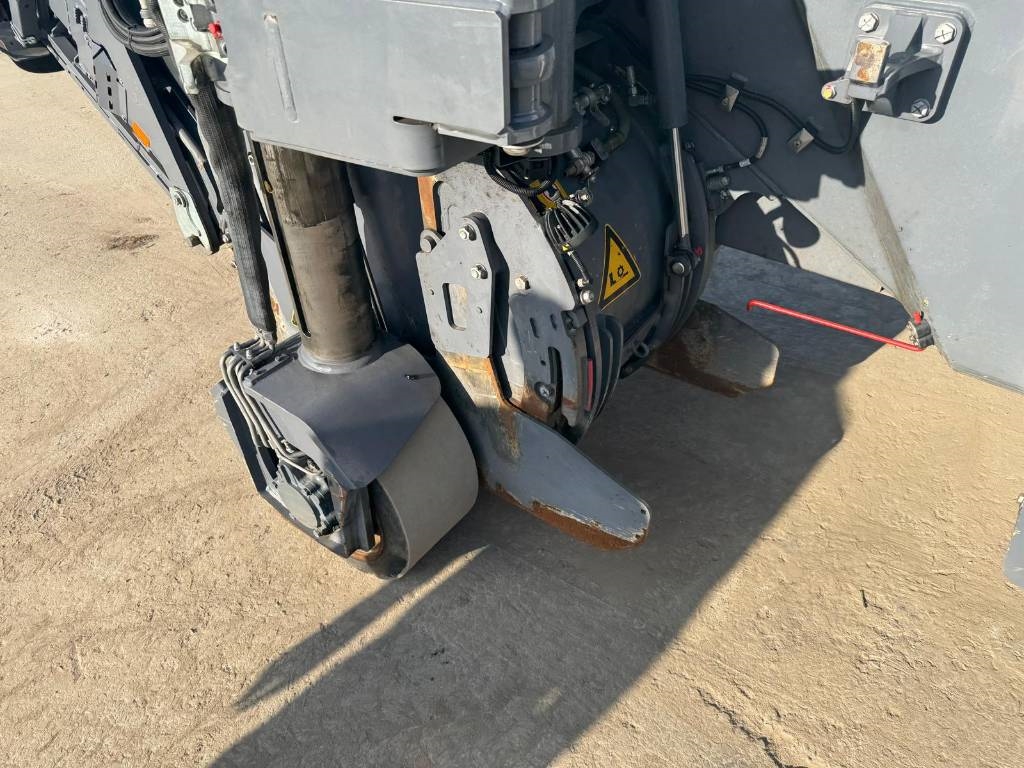 Wirtgen W 50 RI