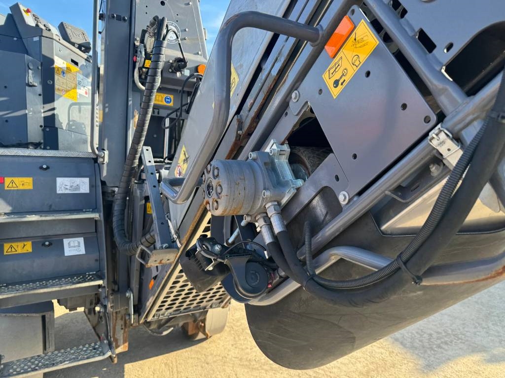 Wirtgen W 50 RI