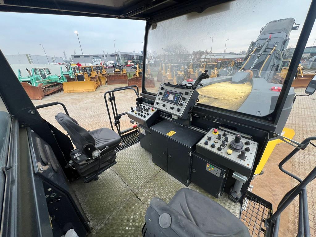 Bomag BM2000/75 Cold Planer