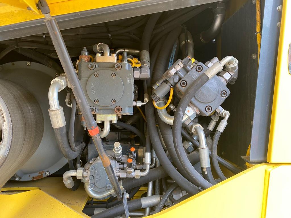 Bomag BM2000/75 Cold Planer