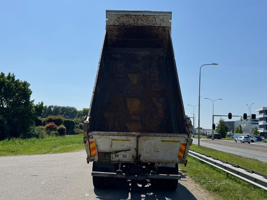 Iveco Trakker 410 6x4 Kipper