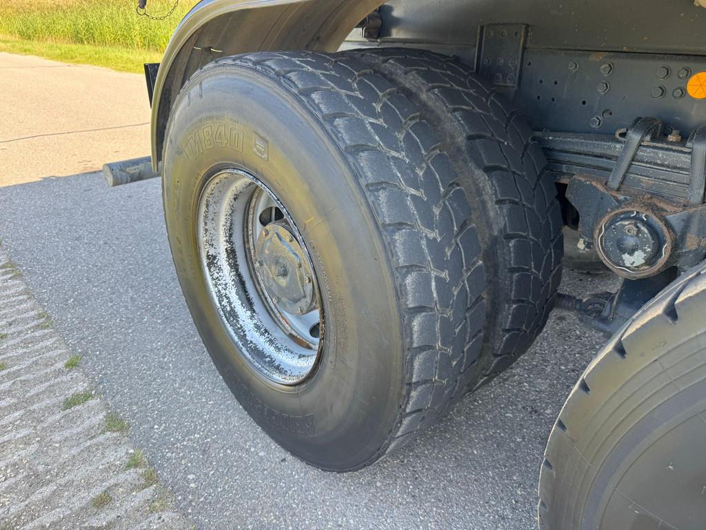 Iveco Trakker 410 6x4 Kipper