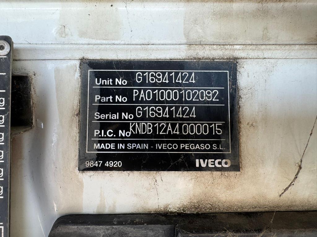 Iveco Trakker 410 6x4 Kipper