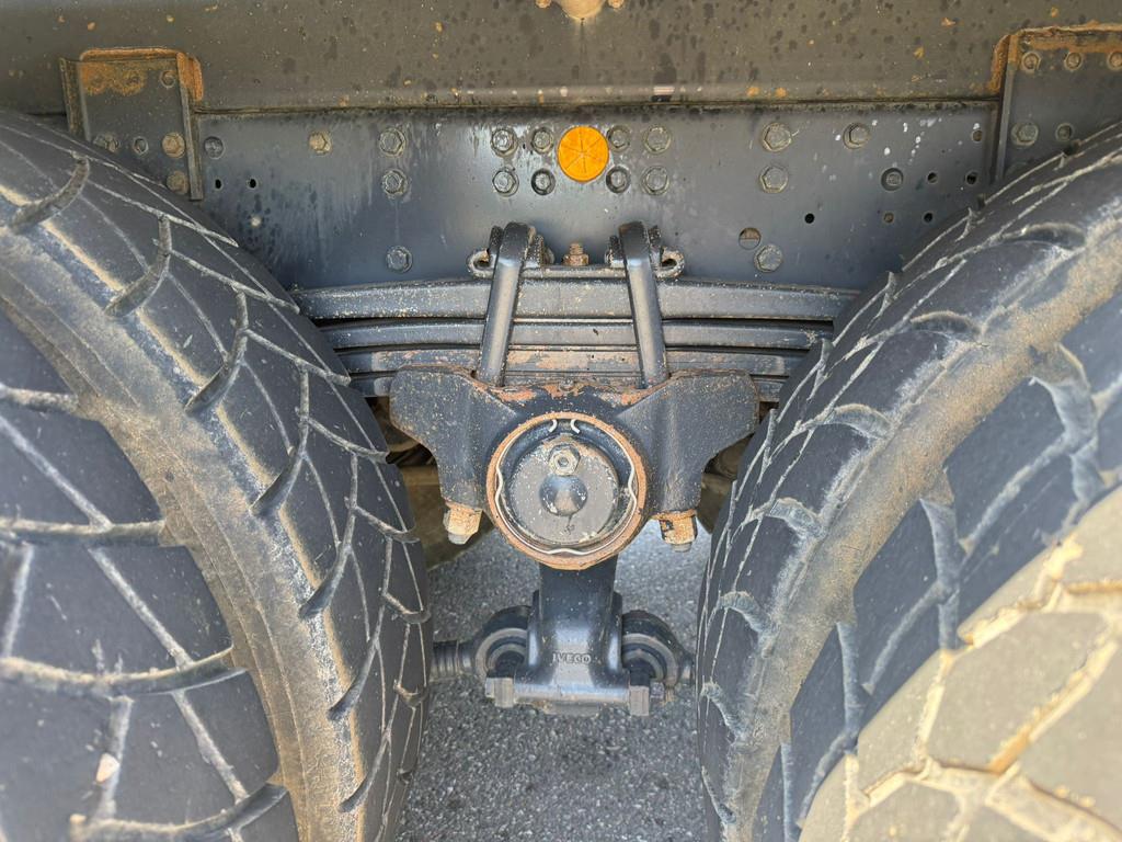 Iveco Trakker 410 6x4 Kipper