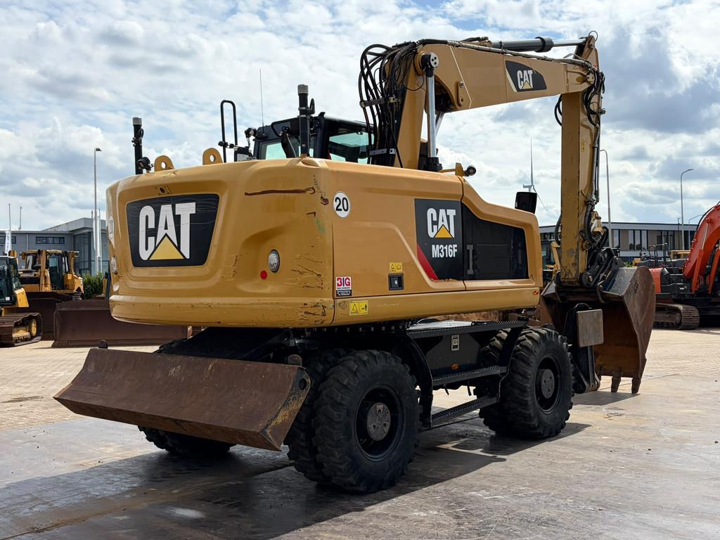 2017 Caterpillar M316F-49035943