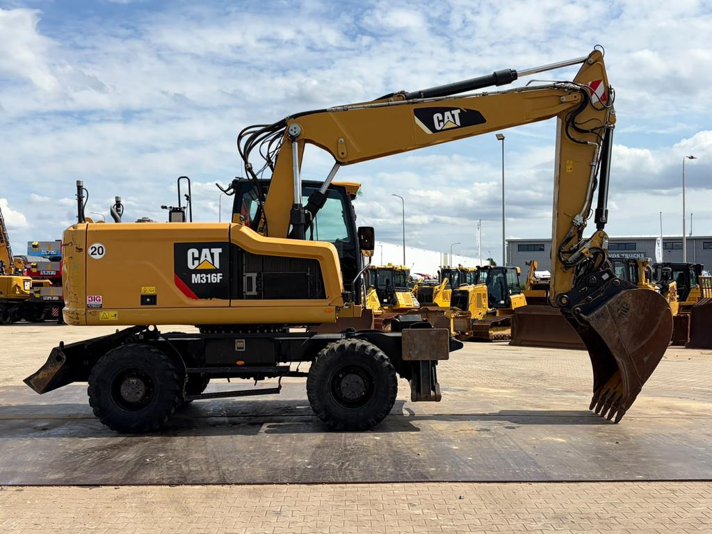 2017 Caterpillar M316F-49035945