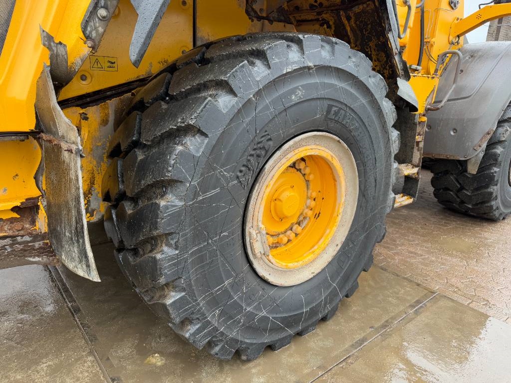 Volvo L120G - 3rd Function / Quick Coupler / Auto Lube
