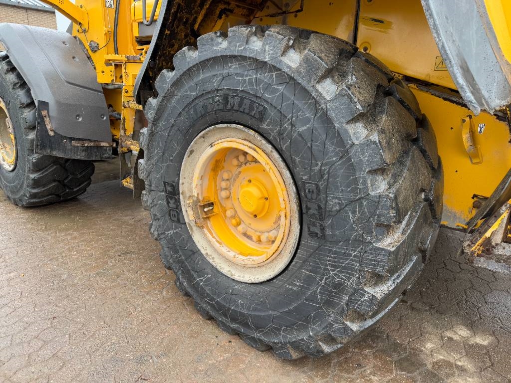 Volvo L120G - 3rd Function / Quick Coupler / Auto Lube