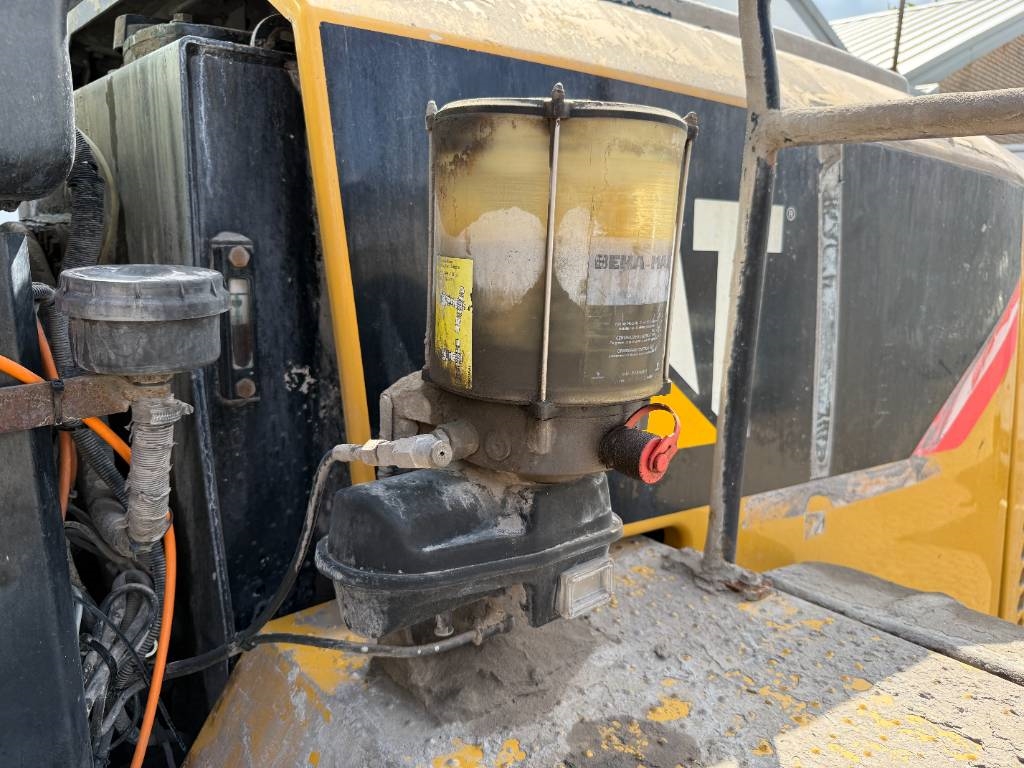 CAT 972M - German Machine / Weight System
