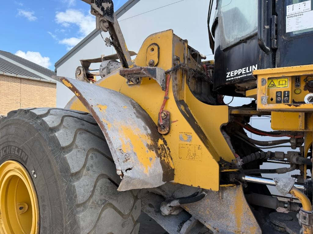 CAT 972M - German Machine / Weight System