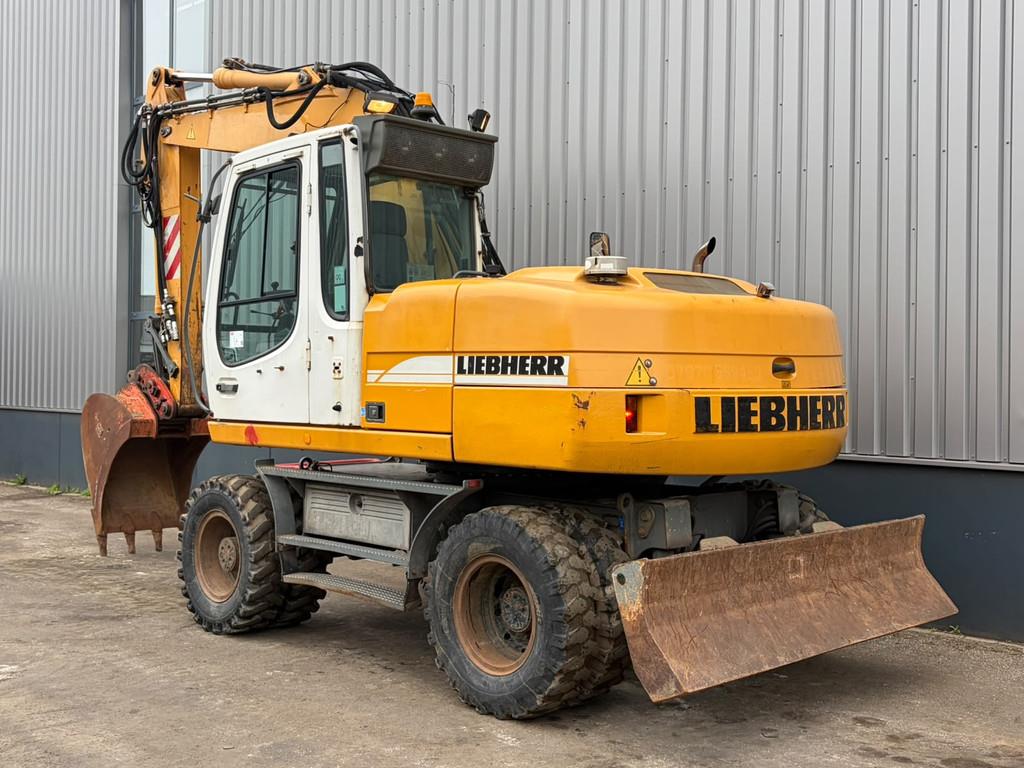 2006 ليبهير A314-47422745