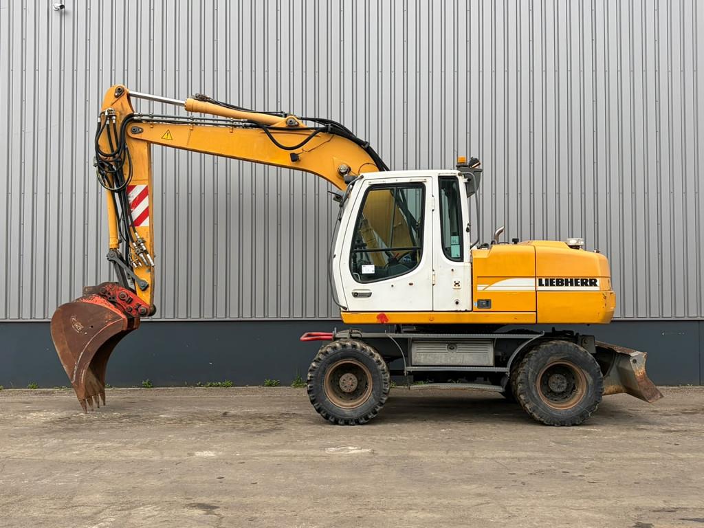2006 ليبهير A314-47422742