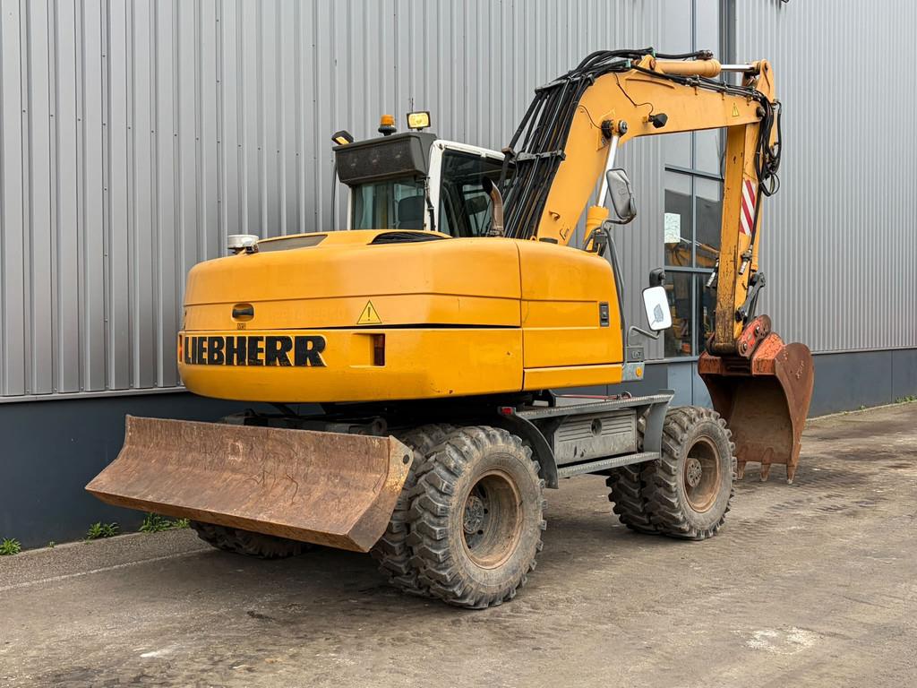 2006 ليبهير A314-47422747