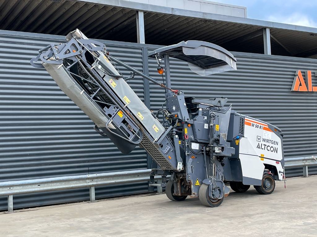 Wirtgen W 50 RI