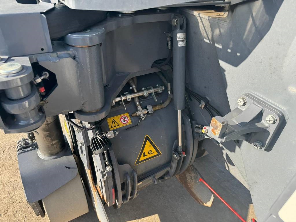 Wirtgen W 50 RI