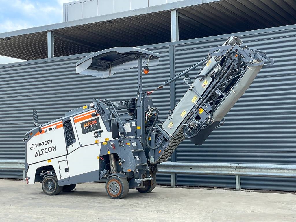 Wirtgen W 50 RI