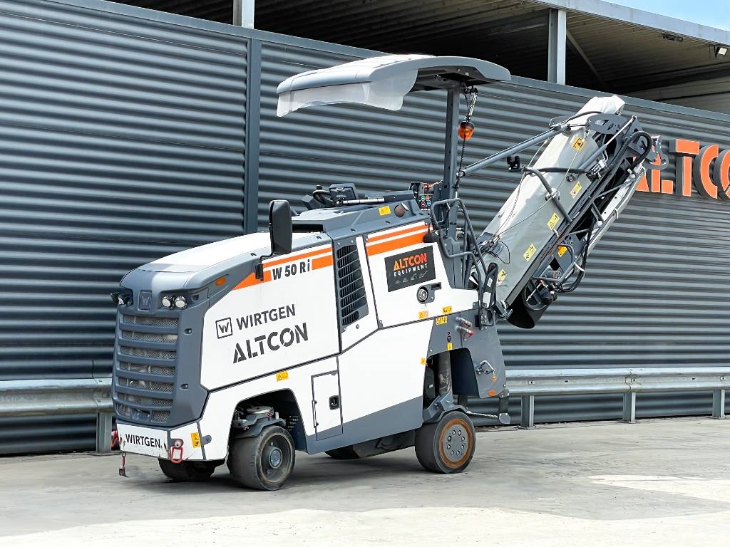 Wirtgen W 50 RI