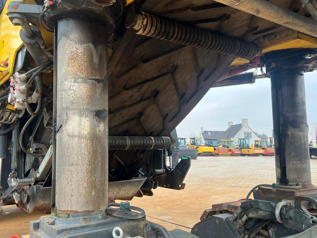 Bomag BM2000/75 Cold Planer