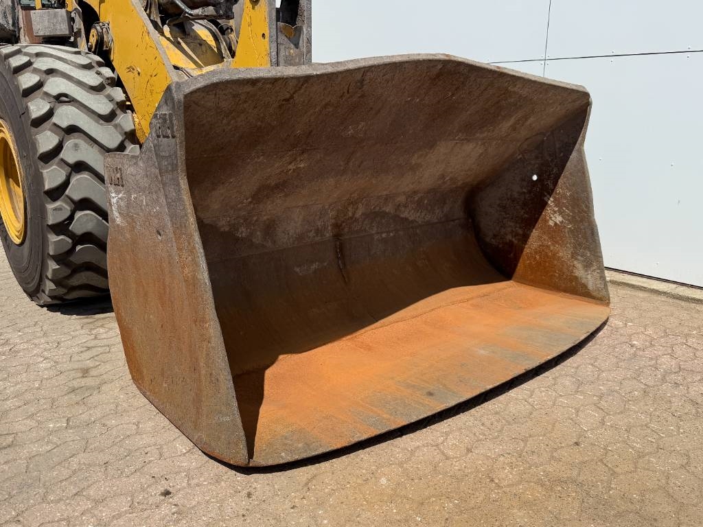 CAT 950K - German Machine / New Michelin Tyres!