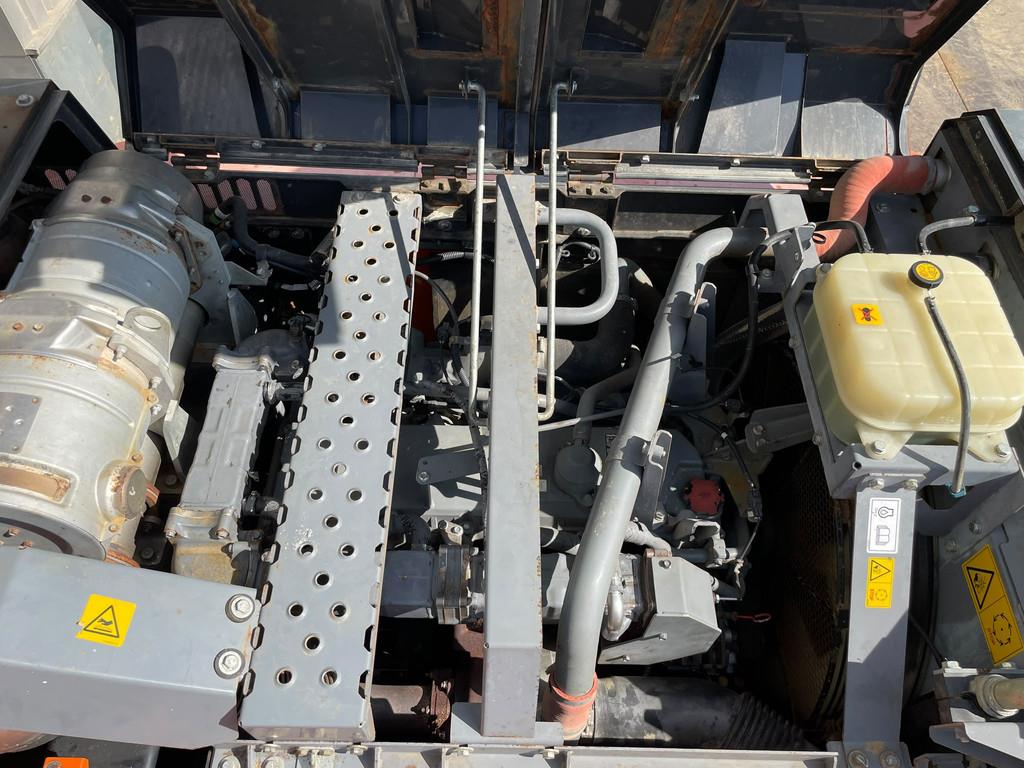 2019 Hitachi ZX300LCN-6-49077358