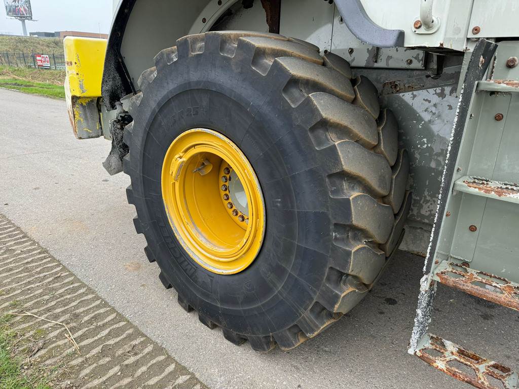 CAT 972M XE