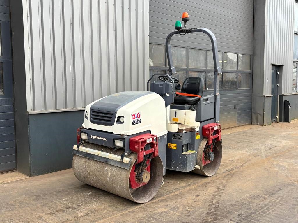 Dynapac CC1200 - 890 hours